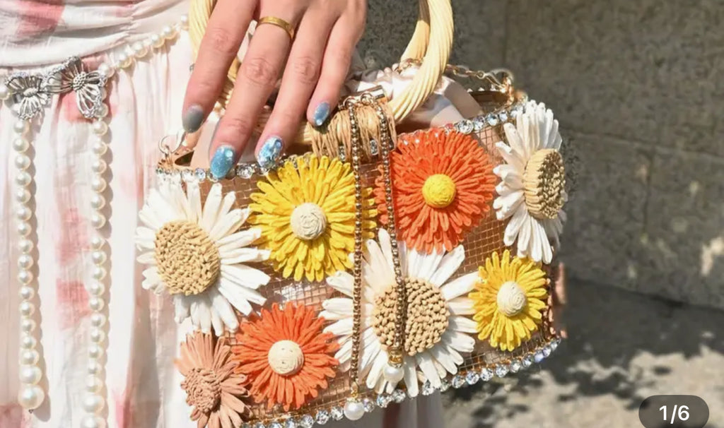 Sac à main bohème fleuri – “Fleur de Soleil”